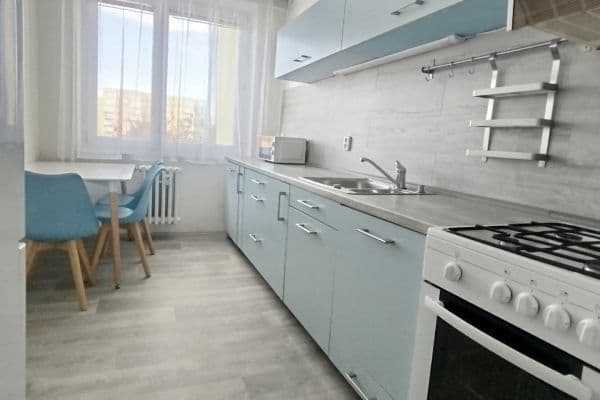 Pronájem bytu 3+1 68 m², Mikuláškovo náměstí, Brno Pronájem bytu 3+1 68 m², Mikuláškovo náměstí, Brno