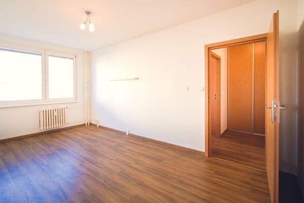 Pronájem bytu 2+kk 45 m², Ciolkovského, Praha Pronájem bytu 2+kk 45 m², Ciolkovského, Praha