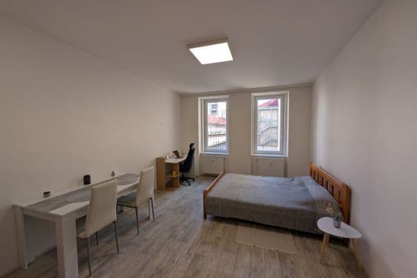 Pronájem bytu 1+kk 32 m², Bratislavská, Brno Pronájem bytu 1+kk 32 m², Bratislavská, Brno