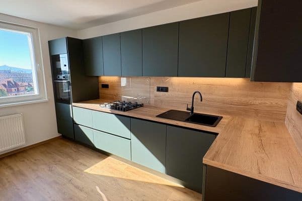 Pronájem bytu 3+1 59 m², Jizerská, Jablonec nad Nisou Pronájem bytu 3+1 59 m², Jizerská, Jablonec nad Nisou
