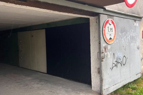 Pronájem garáže 16 m², Pavlovova, Ostrava Pronájem garáže 16 m², Pavlovova, Ostrava