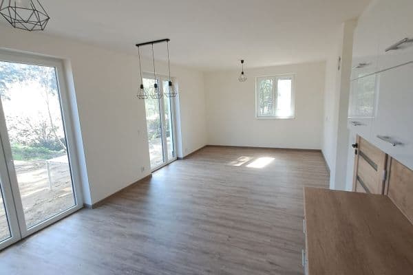 Pronájem domu 110 m², pozemek 720 m², Mnichovice Pronájem domu 110 m², pozemek 720 m², Mnichovice