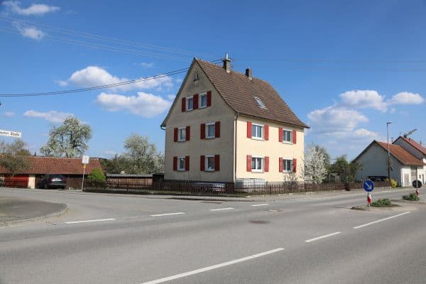 Prodej domu 200 m², pozemek 1.159 m², Ebersbach-Musbach Prodej domu 200 m², pozemek 1.159 m², Ebersbach-Musbach