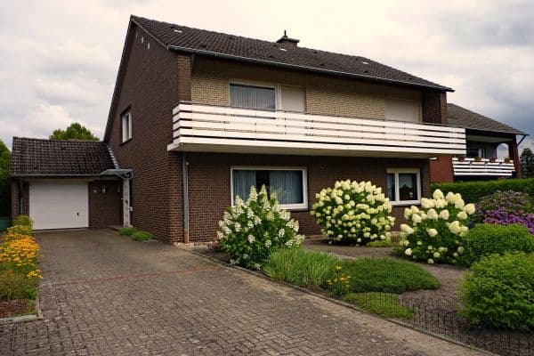 Prodej domu 150 m², pozemek 700 m², Ibbenbüren Prodej domu 150 m², pozemek 700 m², Ibbenbüren