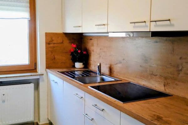 Pronájem bytu 3+1 80 m², Andernach Pronájem bytu 3+1 80 m², Andernach