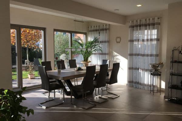 Pronájem domu 201 m², pozemek 436 m², Bad Vilbel Pronájem domu 201 m², pozemek 436 m², Bad Vilbel