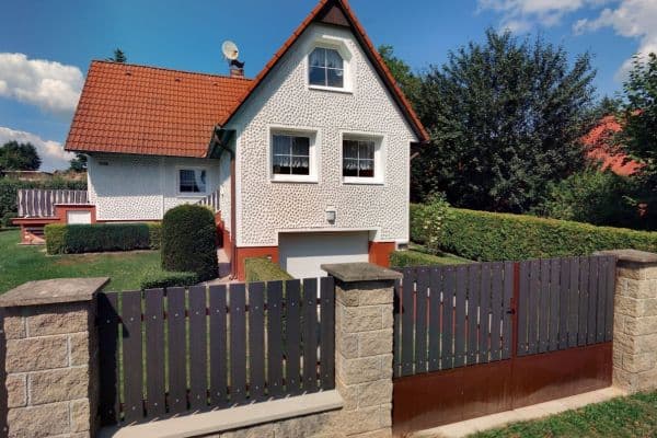 Prodej domu 110 m², pozemek 473 m², Essenská, Pikovice Prodej domu 110 m², pozemek 473 m², Essenská, Pikovice