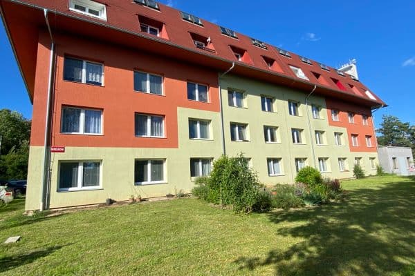 Prodej bytu 1+1 36 m², Herejkova, Starý Plzenec Prodej bytu 1+1 36 m², Herejkova, Starý Plzenec