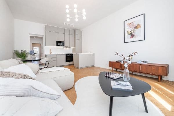 Prodej bytu 4+kk 100 m², Československé armády, Praha Prodej bytu 4+kk 100 m², Československé armády, Praha