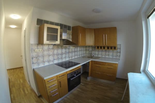 Pronájem bytu 3+1 70 m², Bavlnářská, Frýdek-Místek Pronájem bytu 3+1 70 m², Bavlnářská, Frýdek-Místek