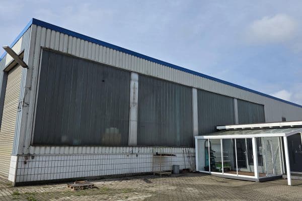 Pronájem nebytového prostoru 880 m², Einsiedelstr. 39, Lübeck, Šlesvicko-Holštýnsko Pronájem nebytového prostoru 880 m², Einsiedelstr. 39, Lübeck, Šlesvicko-Holštýnsko