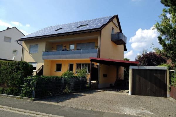 Pronájem bytu 4+1 116 m², Franzensbader Str. 70, Höchstadt a.d. Aisch Pronájem bytu 4+1 116 m², Franzensbader Str. 70, Höchstadt a.d. Aisch