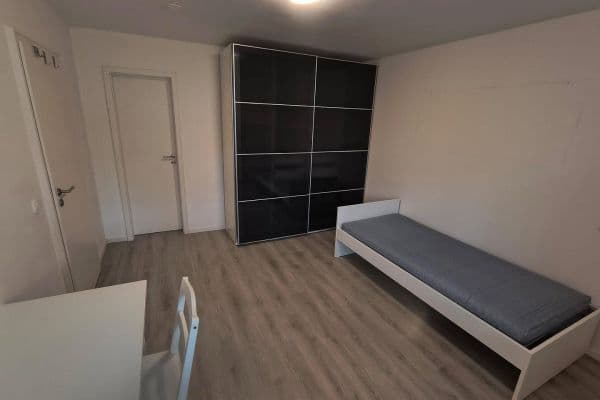 Pronájem bytu 50 m², Forstenrieder Allee 2, München, Bavorsko Pronájem bytu 50 m², Forstenrieder Allee 2, München, Bavorsko