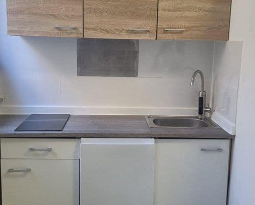 Pronájem bytu 1+1 20 m², Stubenlohstr. 6, Erlangen Pronájem bytu 1+1 20 m², Stubenlohstr. 6, Erlangen