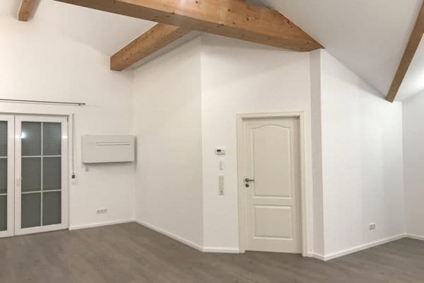 Pronájem bytu 3+1 90 m², Bahnhofstraße 47d, Groß Bieberau / Darmstadt-Dieburg Pronájem bytu 3+1 90 m², Bahnhofstraße 47d, Groß Bieberau / Darmstadt-Dieburg