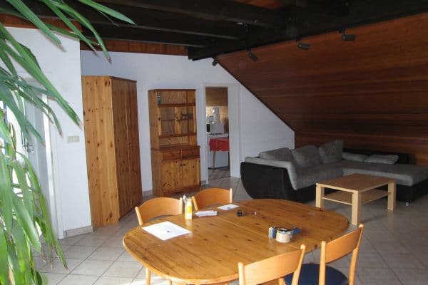 Pronájem bytu 3+1 88 m², Bickenbach Pronájem bytu 3+1 88 m², Bickenbach