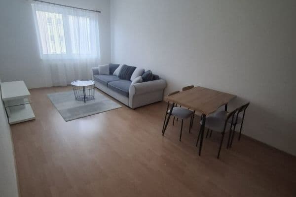 Pronájem bytu 2+kk 49 m², Sokolovská, Čelákovice Pronájem bytu 2+kk 49 m², Sokolovská, Čelákovice