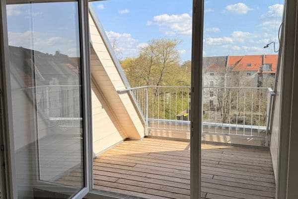 Pronájem bytu 3+1 75 m², Klingerplatz 4, Leipzig, Sasko Pronájem bytu 3+1 75 m², Klingerplatz 4, Leipzig, Sasko