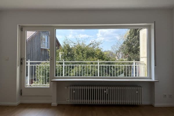 Pronájem bytu 3+1 78 m², Altmühlstraße, München, Bavorsko Pronájem bytu 3+1 78 m², Altmühlstraße, München, Bavorsko