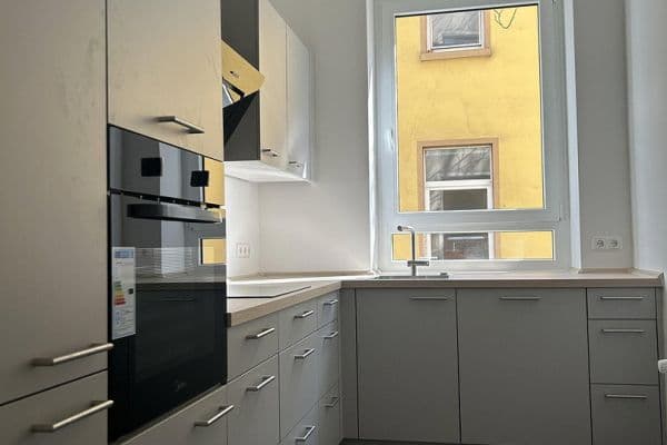 Pronájem bytu 4+1 100 m², Koselstraße, Frankfurt am Main Pronájem bytu 4+1 100 m², Koselstraße, Frankfurt am Main