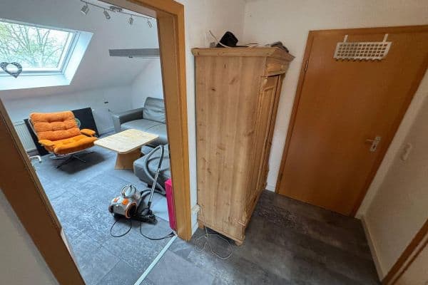 Pronájem bytu 2+1 40 m², Hitdorfer Str. 36, Langenfeld Pronájem bytu 2+1 40 m², Hitdorfer Str. 36, Langenfeld