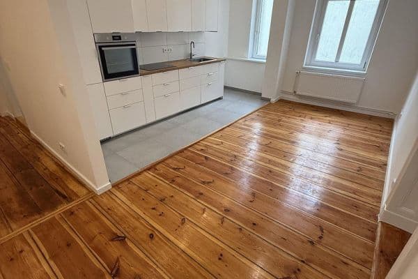 Pronájem bytu 2+1 62 m², Kantstraße, Berlin, Berlín Pronájem bytu 2+1 62 m², Kantstraße, Berlin, Berlín