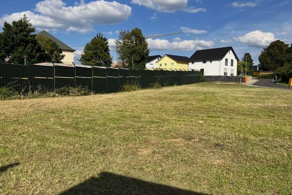 Prodej pozemku 1.263 m², Kurt-Moosdorf-Straße 31, Büdingen Prodej pozemku 1.263 m², Kurt-Moosdorf-Straße 31, Büdingen