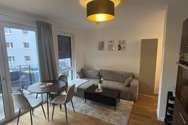 Pronájem bytu 1+1 29 m², Pankstr 89, Berlin, Berlín Pronájem bytu 1+1 29 m², Pankstr 89, Berlin, Berlín