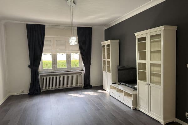 Pronájem bytu 5+1 146 m², Wittekindstrasse 29, Gelsenkirchen Pronájem bytu 5+1 146 m², Wittekindstrasse 29, Gelsenkirchen