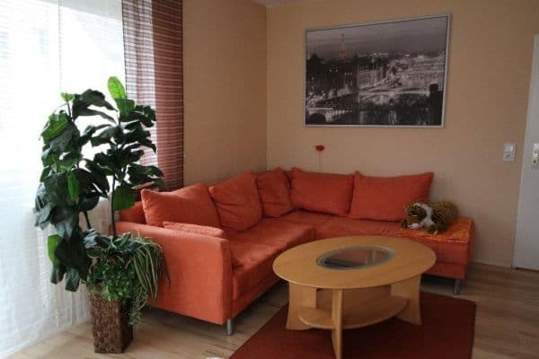 Pronájem bytu 1+1 38 m², Vacher Str. 108, Fürth Pronájem bytu 1+1 38 m², Vacher Str. 108, Fürth