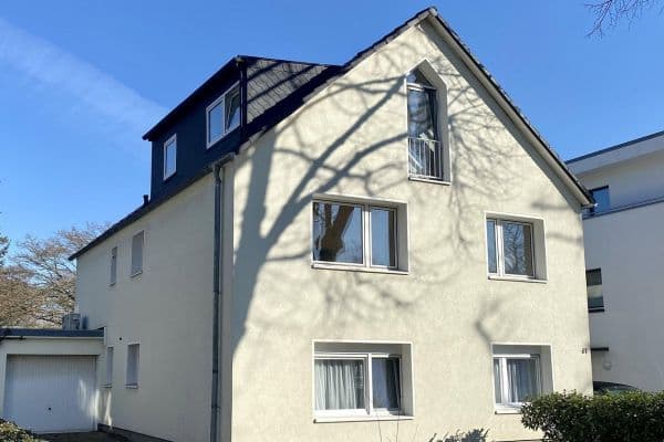 Pronájem bytu 3+1 86 m², Köln Pronájem bytu 3+1 86 m², Köln