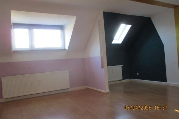 Pronájem bytu 1+1 45 m², Heymannplatz 8, Essen Pronájem bytu 1+1 45 m², Heymannplatz 8, Essen