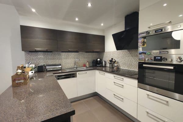 Pronájem bytu 3+kk 78 m², Modenská, Praha Pronájem bytu 3+kk 78 m², Modenská, Praha