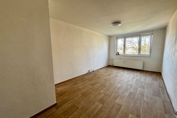 Pronájem bytu 2+1 56 m², Kašparova, Karviná Pronájem bytu 2+1 56 m², Kašparova, Karviná