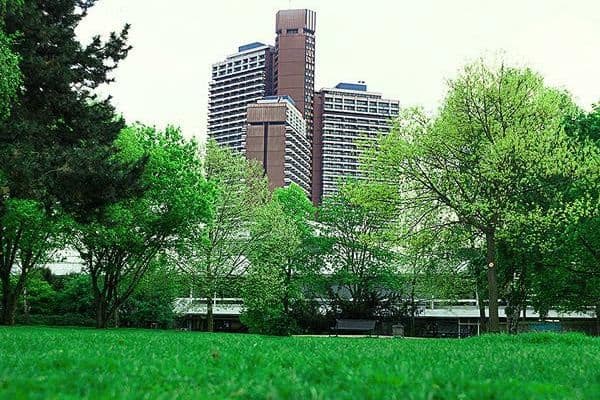 Pronájem bytu 1+1 40 m², Luxemburgerstraße 124-136, Köln Pronájem bytu 1+1 40 m², Luxemburgerstraße 124-136, Köln