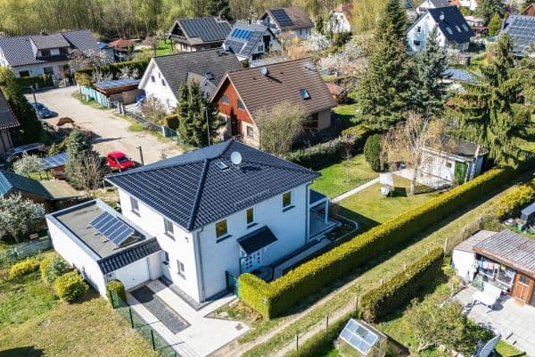 Prodej domu 147 m², pozemek 1.034 m², Berlin, Berlín Prodej domu 147 m², pozemek 1.034 m², Berlin, Berlín