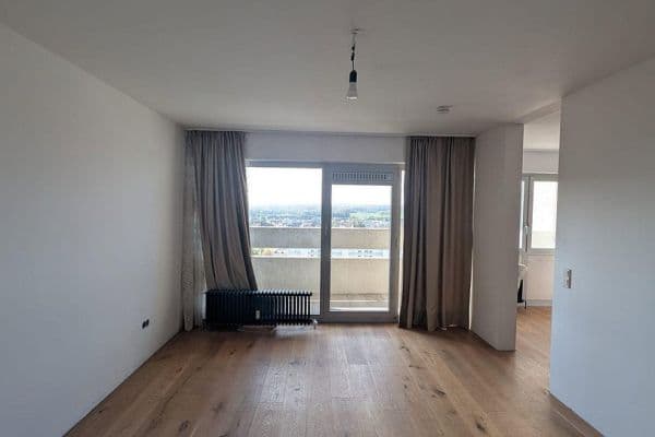 Prodej bytu 4+kk 89 m², Breslauer Straße 8, Neu-Ulm Prodej bytu 4+kk 89 m², Breslauer Straße 8, Neu-Ulm
