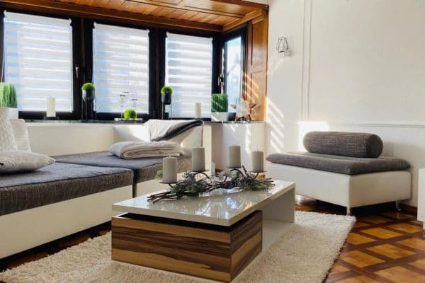 Pronájem bytu 5+1 130 m², Neue Bergstraße 23, Landshut Pronájem bytu 5+1 130 m², Neue Bergstraße 23, Landshut