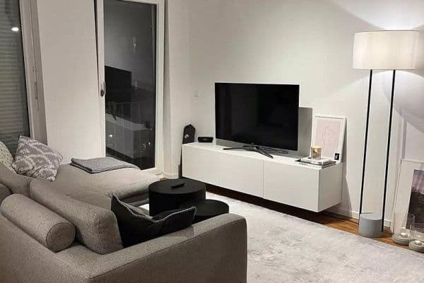 Pronájem bytu 2+kk 67 m², Düsseldorf, Severní Porýní-Vestfálsko Pronájem bytu 2+kk 67 m², Düsseldorf, Severní Porýní-Vestfálsko