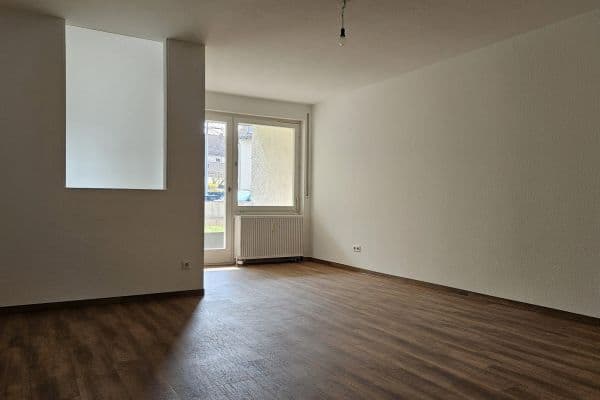 Pronájem bytu 1+1 42 m², Münchinger Weg 9, Schwieberdingen Pronájem bytu 1+1 42 m², Münchinger Weg 9, Schwieberdingen