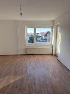 Pronájem bytu 3+1 61 m², Am Lauinger Weg 6, Königslutter am Elm Pronájem bytu 3+1 61 m², Am Lauinger Weg 6, Königslutter am Elm