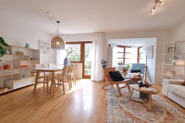 Prodej domu 120 m², pozemek 131 m², Illingen Prodej domu 120 m², pozemek 131 m², Illingen