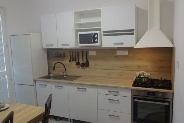 Pronájem bytu 3+1 70 m², Vígľašská, Petržalka Pronájem bytu 3+1 70 m², Vígľašská, Petržalka