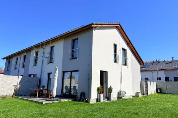 Prodej domu 120 m², pozemek 373 m², Na Obci, Hostouň Prodej domu 120 m², pozemek 373 m², Na Obci, Hostouň