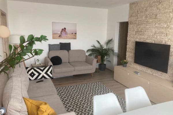 Pronájem bytu 3+1 68 m², Ostredková, Bratislava Pronájem bytu 3+1 68 m², Ostredková, Bratislava