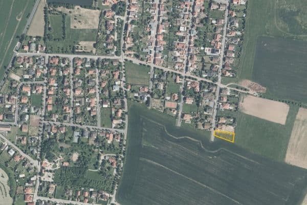 Prodej pozemku 975 m², Ořech Prodej pozemku 975 m², Ořech