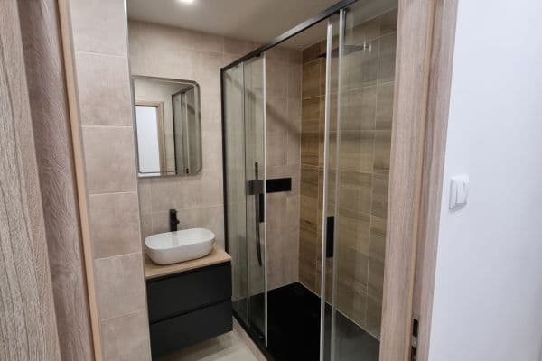 Prodej bytu 2+1 57 m², Hrdlovská, Osek Prodej bytu 2+1 57 m², Hrdlovská, Osek