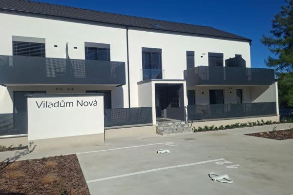 Pronájem bytu 1+kk 20 m², Nová ulice, Střelice Pronájem bytu 1+kk 20 m², Nová ulice, Střelice