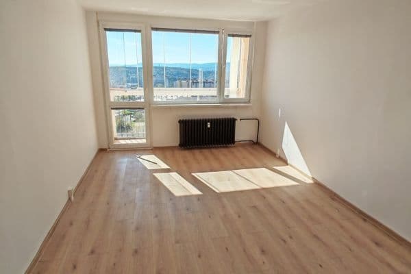 Pronájem bytu 2+1 65 m², Jizerská, Ústí nad Labem, Ústecký kraj Pronájem bytu 2+1 65 m², Jizerská, Ústí nad Labem, Ústecký kraj