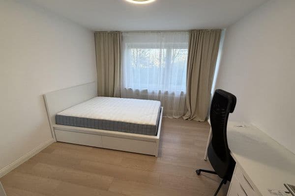 Pronájem bytu 3+1 74 m², Wastl-Witt-Str. 7, München, Bavorsko Pronájem bytu 3+1 74 m², Wastl-Witt-Str. 7, München, Bavorsko